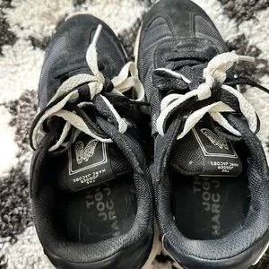 Marc Jacobs | Shoes | Marc Jacobs Jogger Sneaker Black Size
